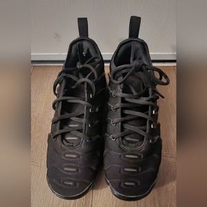 Nike VaporMax Plus Size 9 Womens